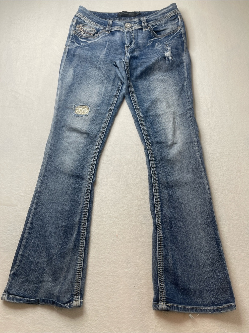 TWENTYONE BLACK BY RUE 21 Women’s Distressed Bootcut Jeans — Blue SIZE 7/8 R
